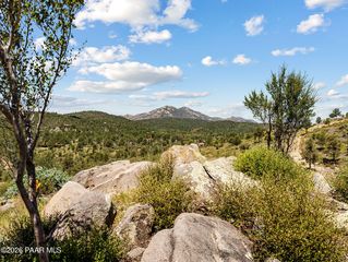 W  Buckhorn Dr, Kirkland, AZ 86332