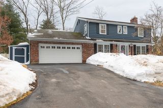 51 Farmington Rd, Nashua, NH 03060