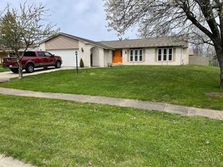 4290 Harvest Ln, Franklin, OH 45005