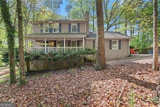 5269 Blue Grass Ln, Buford, GA 30518
