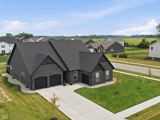 5577 Volanti Way, Greenwood, IN 46143