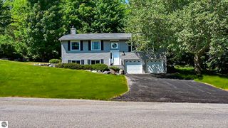 4360 Northridge Dr, Traverse City, MI 49684