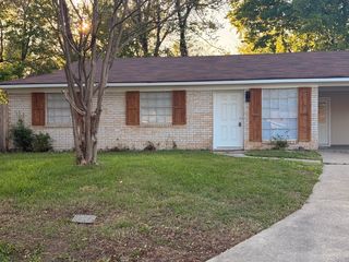 8706 Elbert Cir, Shreveport, LA 71106