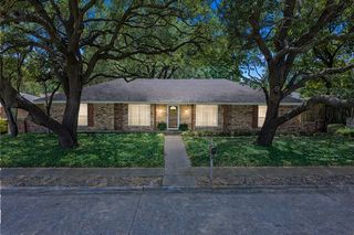 2616 Pin Oak Ln, Plano, TX 75075