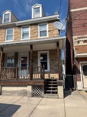 319 S  2nd St, Saint Clair, PA 17970