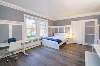 128 Mill St #1, Springfield, MA 01108