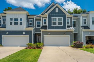 3044 Emma Ln, Mount Pleasant, SC 29466