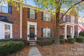 20441 Harbor View Dr, Cornelius, NC 28031