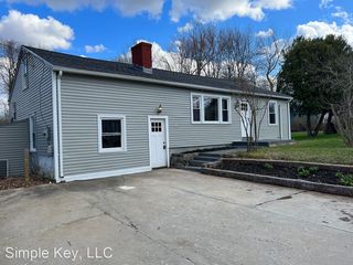 62 Juniper Dr, Coventry, CT 06238