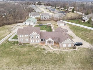 713 Sunset Ln, O'Fallon, MO 63366