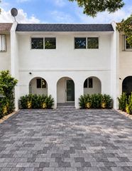 7164 W  3rd Ave, Hialeah, FL 33014
