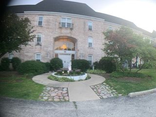 5001 Carriageway Dr #312, Rolling Meadows, IL 60008