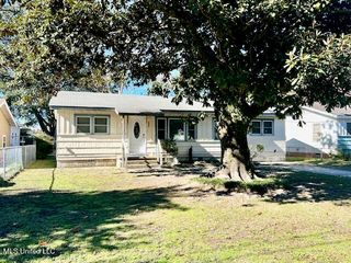 329 West Dr, Biloxi, MS 39531
