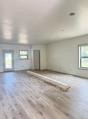 654 N  3511 E #1, Menan, ID 83434