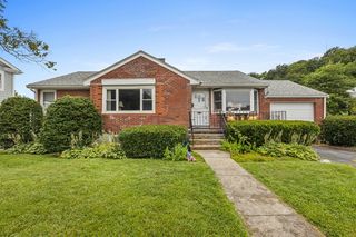 633 Nantasket Ave, Hull, MA 02045