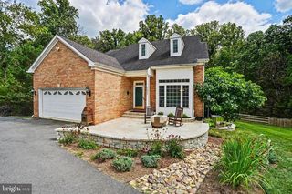 7855 Waller Dr, Manassas, VA 20111