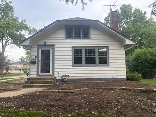 434 Oak St, Glen Ellyn, IL 60137