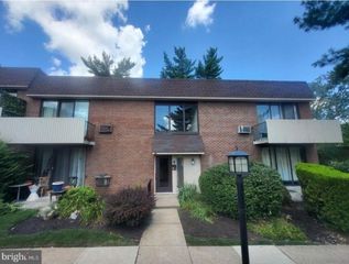 100 E  Glenolden Ave #R12, Glenolden, PA 19036