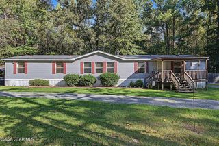 8429 Self Creek Rd, Starkville, MS 39759