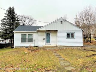 63 Maple St, New Milford, PA 18834