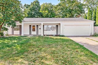 1540 Renfrew Dr, South Bend, IN 46614