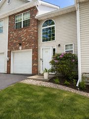 830 Lily Ln, Ewing, NJ 08638