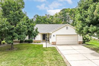 5069 Pine Hill Dr, Noblesville, IN 46062