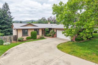 1988 Mary Lake Dr, Redding, CA 96001