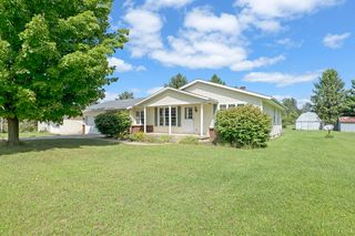 7911 Nine Mile Rd NE, Rockford, MI 49341