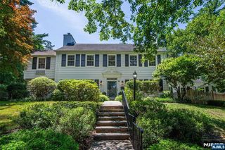 25 West Rd, Short Hills, NJ 07078