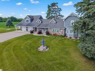 9644 E  Deerfield Rd, Shepherd, MI 48883