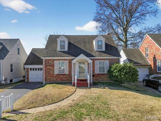 10024 Driver Ave, Saint Louis, MO 63114