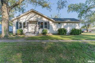 1511 S  Hickory St, Centralia, IL 62801
