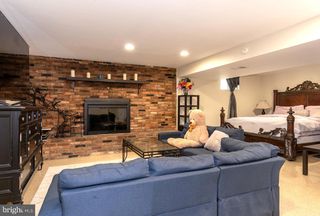 6715 Lamont Dr, Lanham, MD 20706