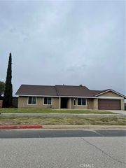 13248 Cloverly Ave, Victorville, CA 92392