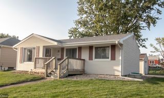 2028 N  4th Ave E, Newton, IA 50208