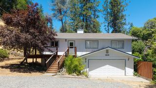60 Ridgetop Dr, Weaverville, CA 96093