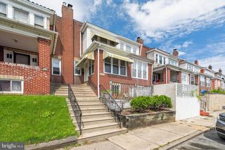 327 Avon Rd, Upper Darby, PA 19082