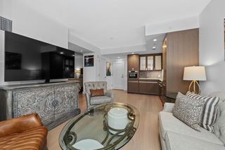 100 Lovejoy Wharf #5L, Boston, MA 02114