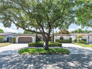 14711 Palmetto Palm Ave, Miami Lakes, FL 33014