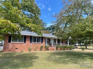 309 E  Stevens Dr, Kershaw, SC 29067