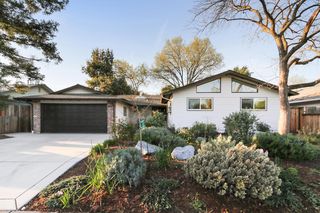 528 Rutgers Dr, Davis, CA 95616