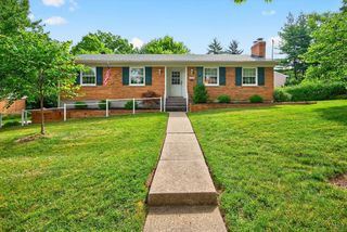 2028 Parkhurst Ct, Cincinnati, OH 45224
