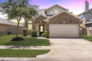 2718 Sunshade Ct, Pearland, TX 77584