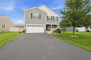 6013 Autumn Oaks Dr, Joliet, IL 60431