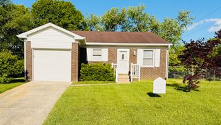 3805 W  Indian Creek Dr, Bloomington, IN 47403