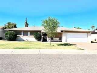 3916 W PALMAIRE Drive, Phoenix, AZ 85051