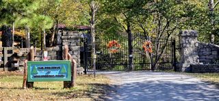 658 Aerie Lake Cir #56, Summertown, TN 38483