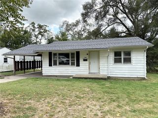 827 Holland St, Danville, IL 61832