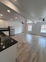 1231 Merchant St #2, Ambridge, PA 15003